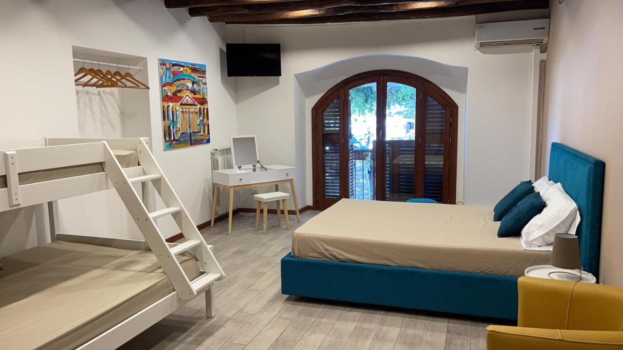 Posto Al Capo Hotel Palermo Bagian luar foto